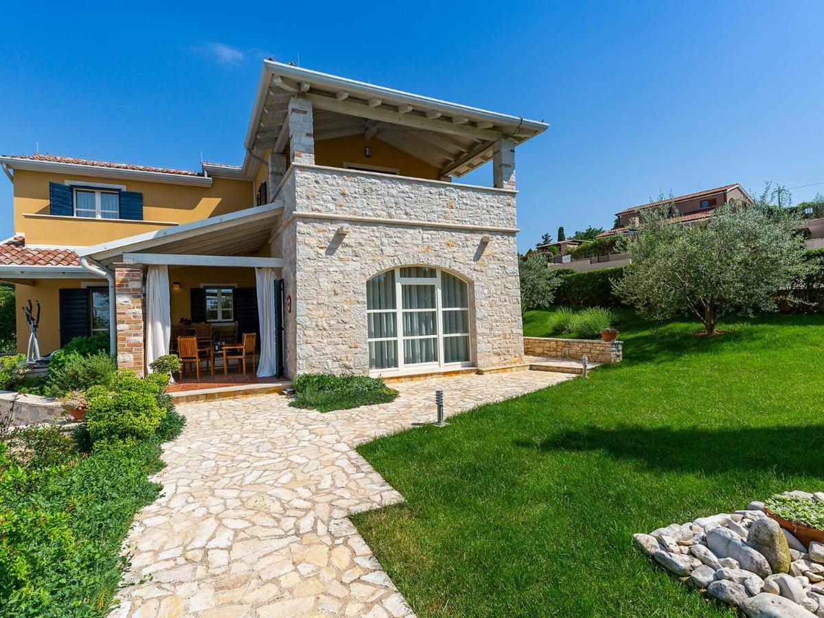 Villa Salvea With Heated Pool Montižana Exterior foto